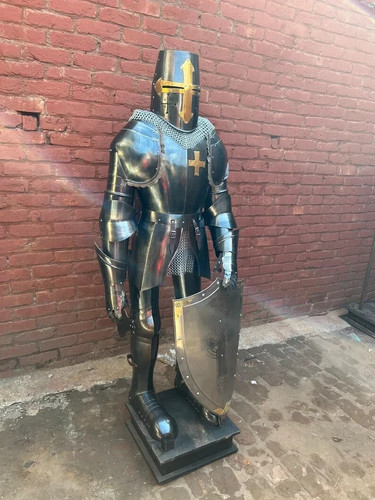 Full size medieval templar - full,
